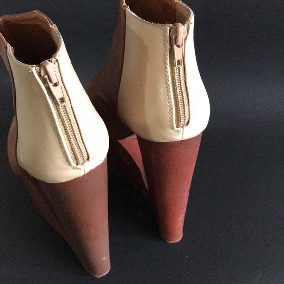 Modern Aesthetic Platform Shoes Ankle Booties - Picture 13 of 14